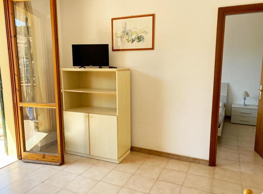 Capoliveri Appartamento Panoramico Con Terrazzo Exterior foto